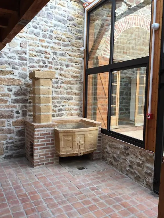 Logis Hôtel et Spa le Savigny Blacé 3*,  France