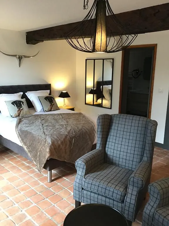 Logis Hôtel et Spa le Savigny Blacé