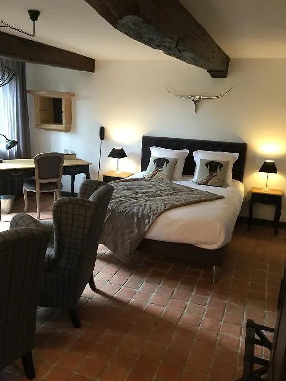 Logis Hôtel et Spa le Savigny Blacé France