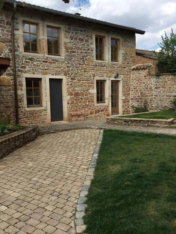 Logis Hôtel et Spa le Savigny Blacé 3*,