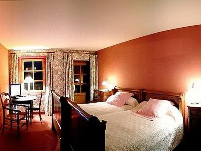 Contact Hotels Le Savigny & Spa Blace