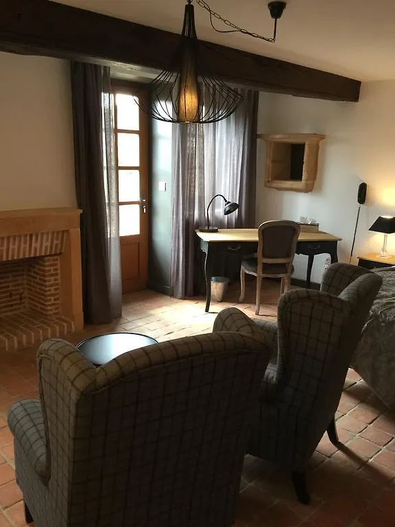Contact Hotels Le Savigny & Spa Blace