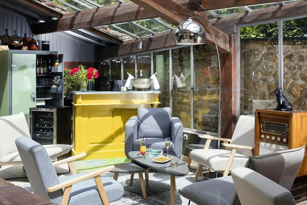 Contact Hotels Le Savigny & Spa Blace